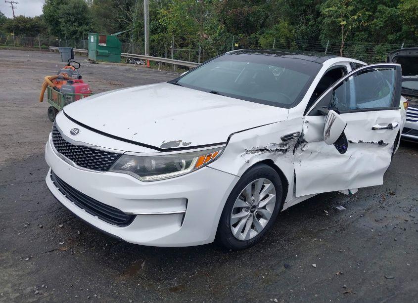 Photo 2 of 2016 Kia Optima EX (VIN 5XXGU4L34GG012645)
