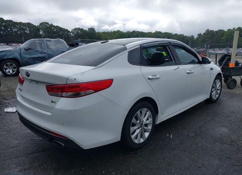 Photo 4 of 2016 Kia Optima EX (VIN 5XXGU4L34GG012645)