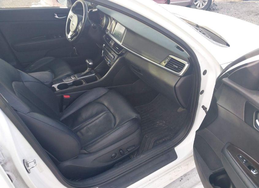 Photo 5 of 2016 Kia Optima EX (VIN 5XXGU4L34GG030725)