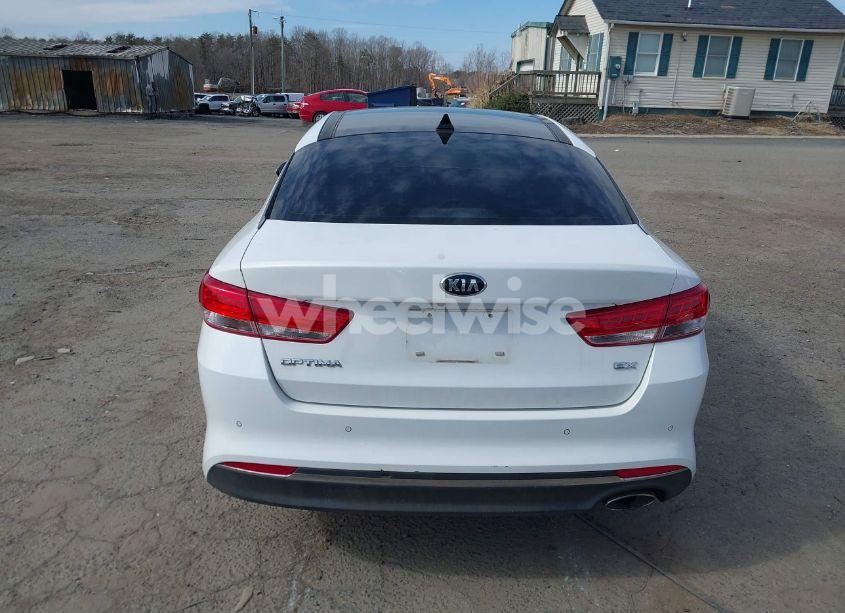 Photo 16 of 2016 Kia Optima EX (VIN 5XXGU4L34GG034631)