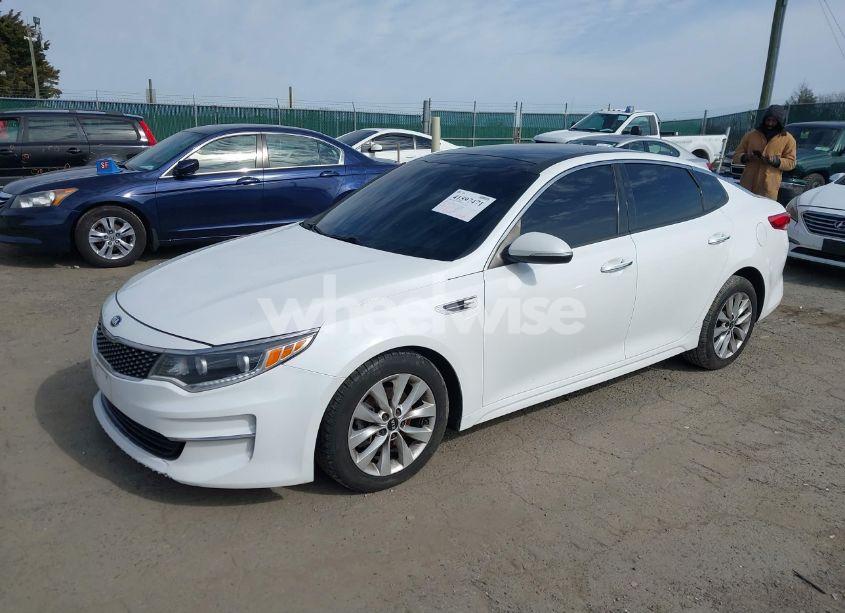Photo 2 of 2016 Kia Optima EX (VIN 5XXGU4L34GG034631)