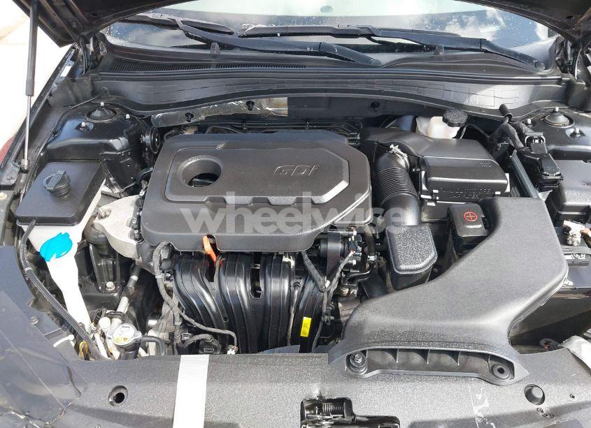 Photo 10 of 2016 Kia Optima EX (VIN 5XXGU4L34GG063398)