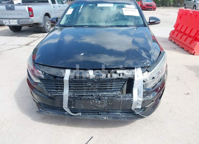 Photo 12 of 2016 Kia Optima EX (VIN 5XXGU4L34GG063398)