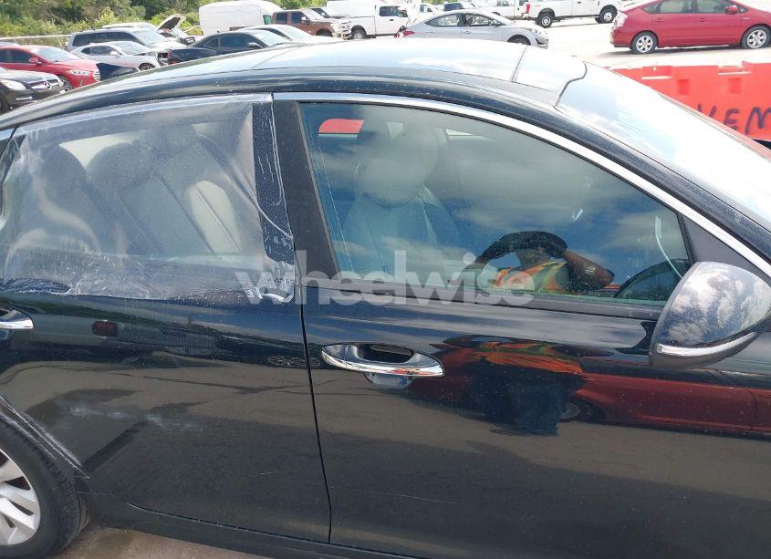 Photo 13 of 2016 Kia Optima EX (VIN 5XXGU4L34GG063398)