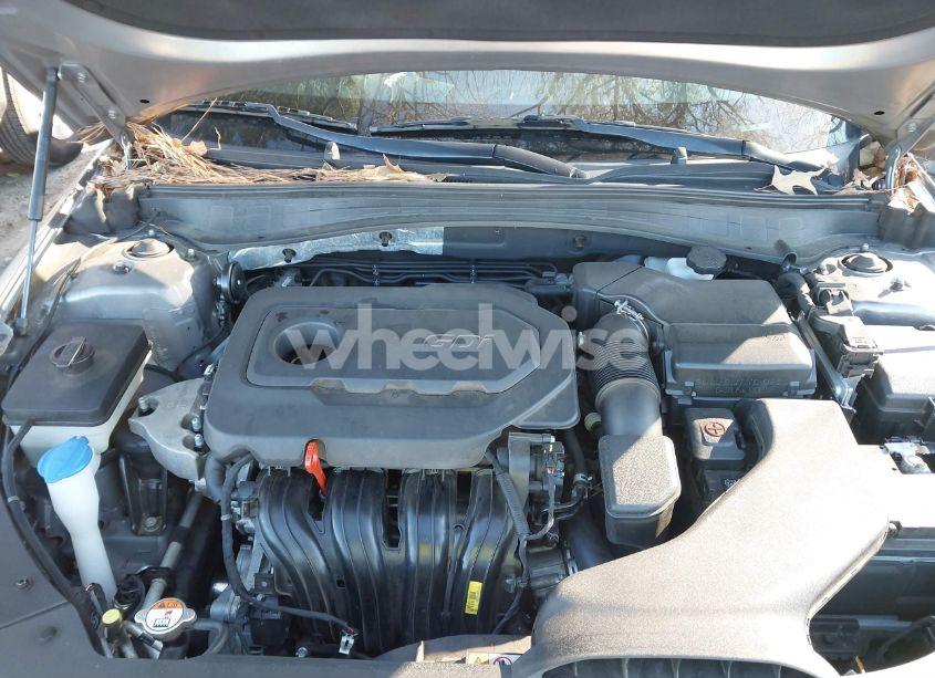 Photo 10 of 2016 Kia Optima EX (VIN 5XXGU4L34GG066334)