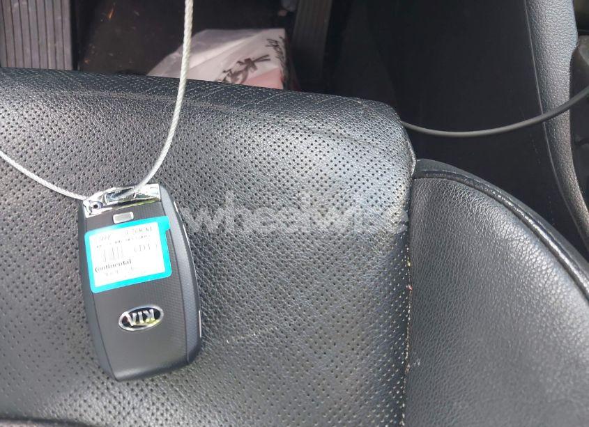 Photo 11 of 2016 Kia Optima EX (VIN 5XXGU4L34GG066334)