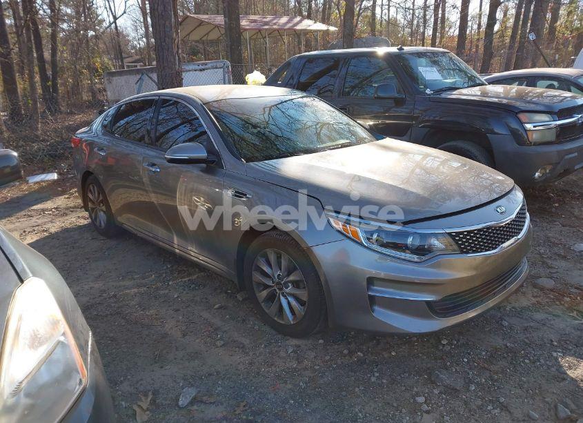Photo 13 of 2016 Kia Optima EX (VIN 5XXGU4L34GG066334)