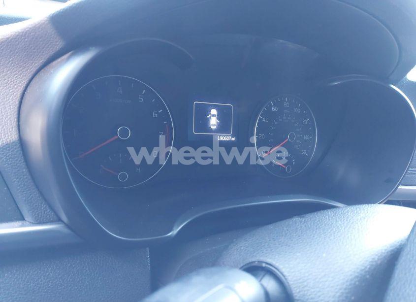 Photo 7 of 2016 Kia Optima EX (VIN 5XXGU4L34GG066334)