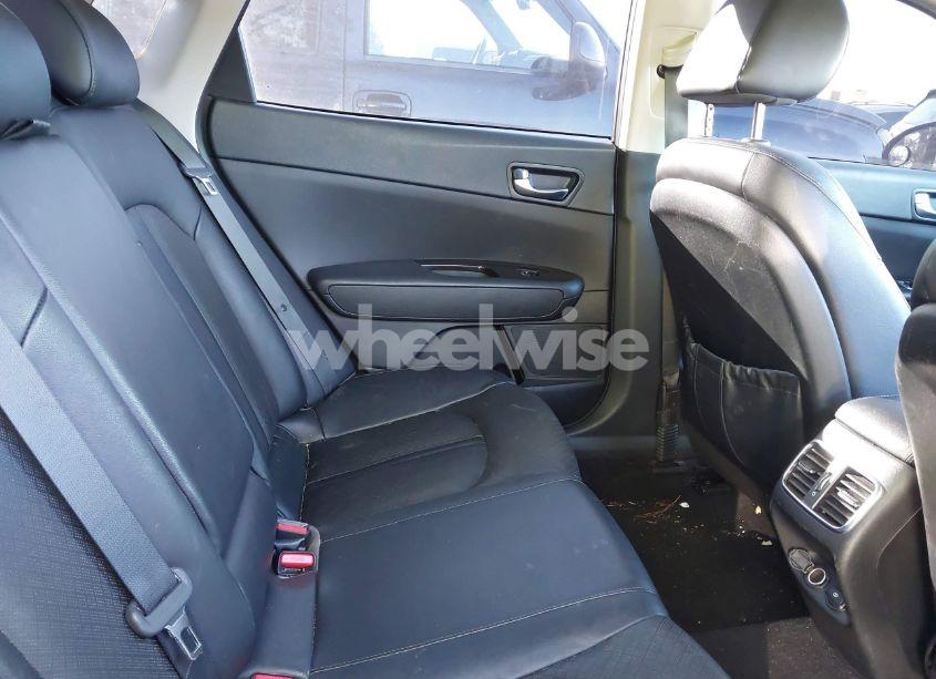 Photo 8 of 2016 Kia Optima EX (VIN 5XXGU4L34GG066334)