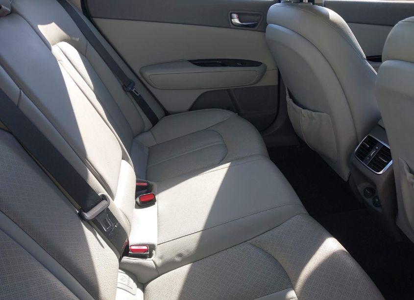 Photo 8 of 2016 Kia Optima EX (VIN 5XXGU4L34GG071551)