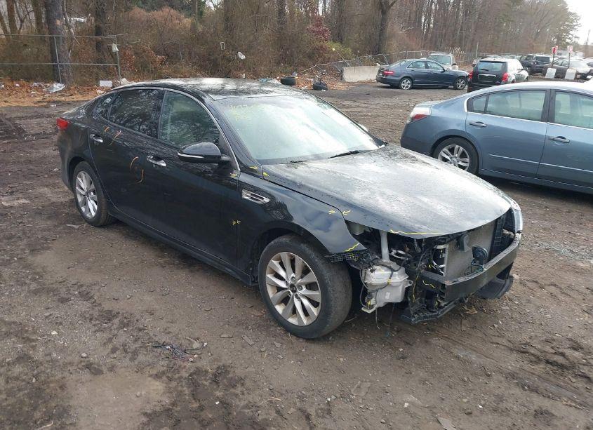 2016 Kia Optima EX (VIN 5XXGU4L34GG077978) main photo