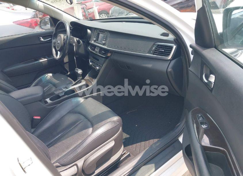 Photo 5 of 2016 Kia Optima EX (VIN 5XXGU4L34GG094831)