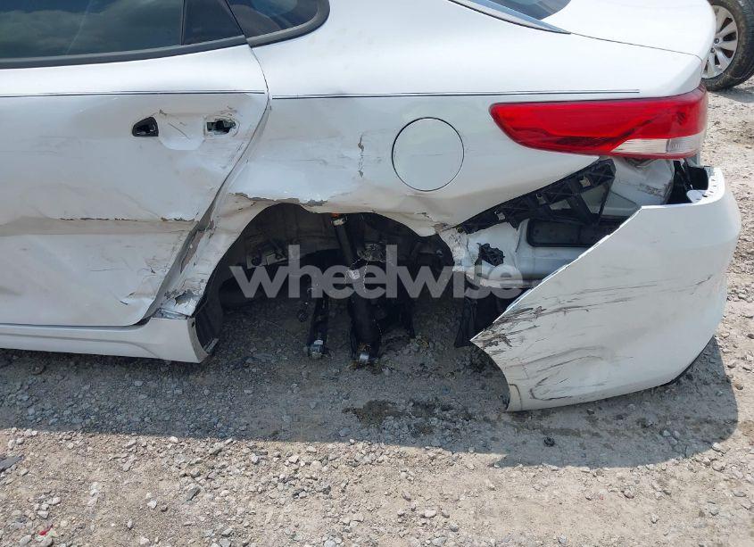 Photo 6 of 2016 Kia Optima EX (VIN 5XXGU4L34GG094831)