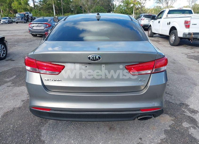 Photo 17 of 2016 Kia Optima EX (VIN 5XXGU4L34GG106623)