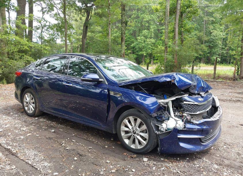 2016 Kia Optima EX (VIN 5XXGU4L34GG114429) main photo