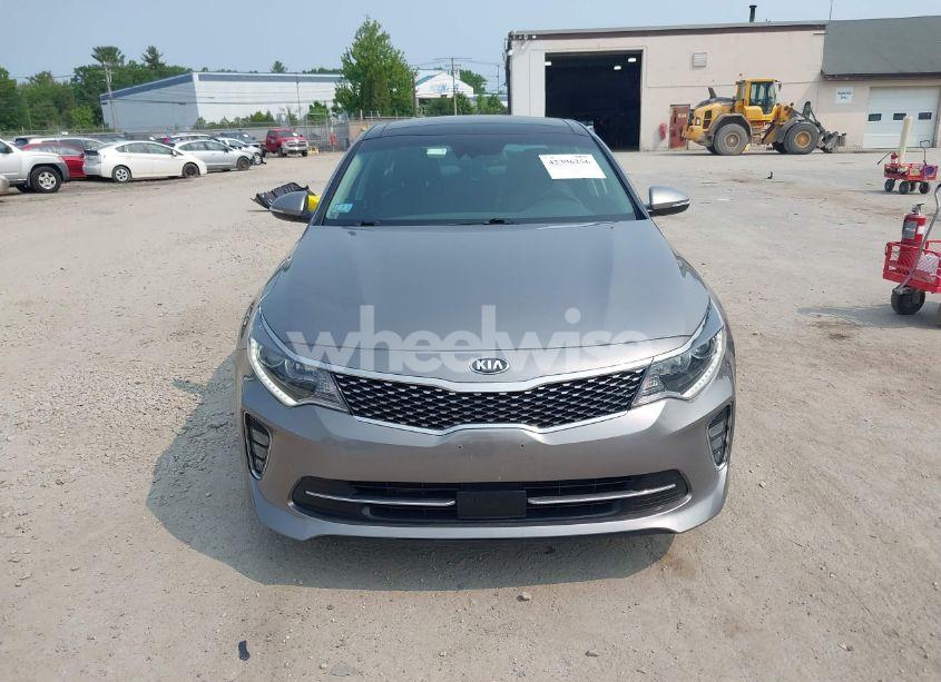 Photo 12 of 2018 Kia Optima EX (VIN 5XXGU4L34JG218135)