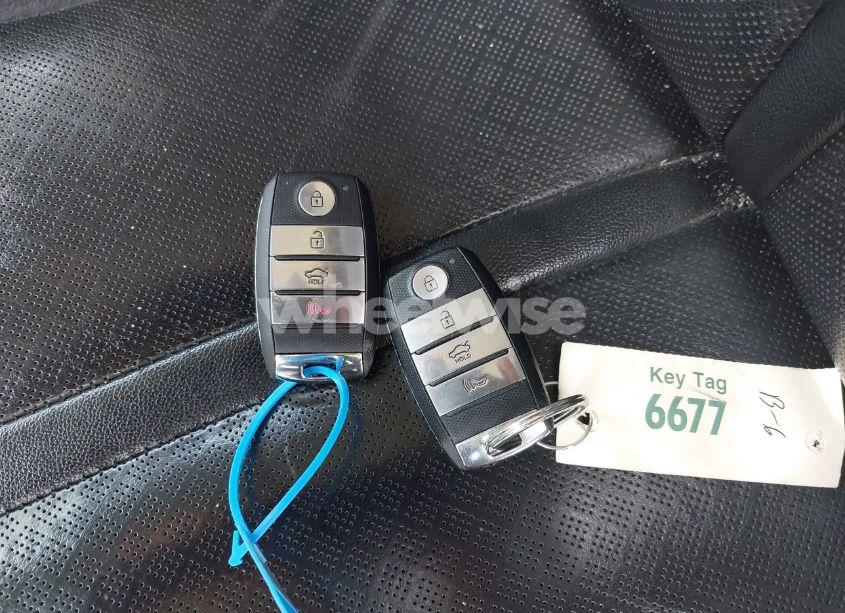 Photo 11 of 2018 Kia Optima EX (VIN 5XXGU4L34JG227062)