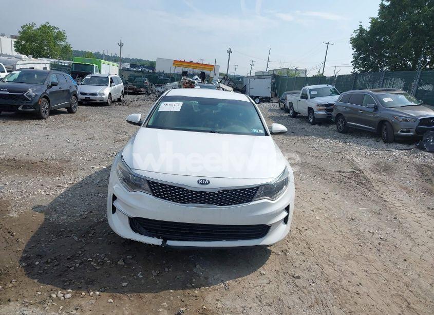Photo 12 of 2018 Kia Optima EX (VIN 5XXGU4L34JG227062)