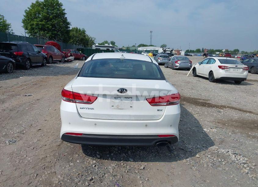 Photo 16 of 2018 Kia Optima EX (VIN 5XXGU4L34JG227062)