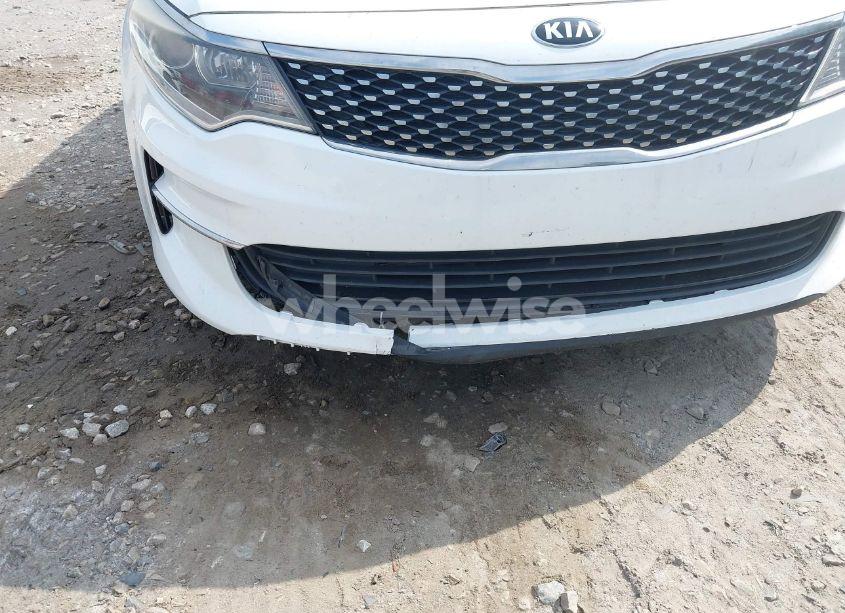 Photo 6 of 2018 Kia Optima EX (VIN 5XXGU4L34JG227062)