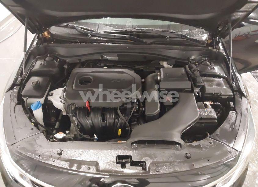 Photo 10 of 2018 Kia Optima EX (VIN 5XXGU4L34JG247151)