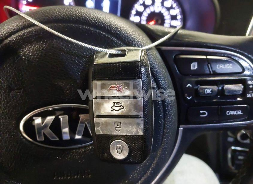 Photo 11 of 2018 Kia Optima EX (VIN 5XXGU4L34JG247151)