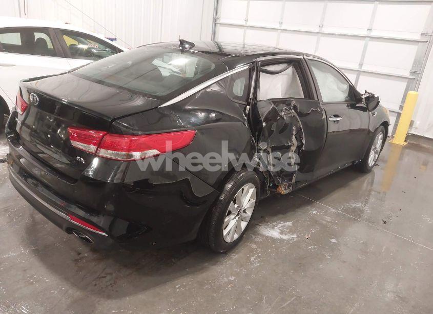 Photo 4 of 2018 Kia Optima EX (VIN 5XXGU4L34JG247151)