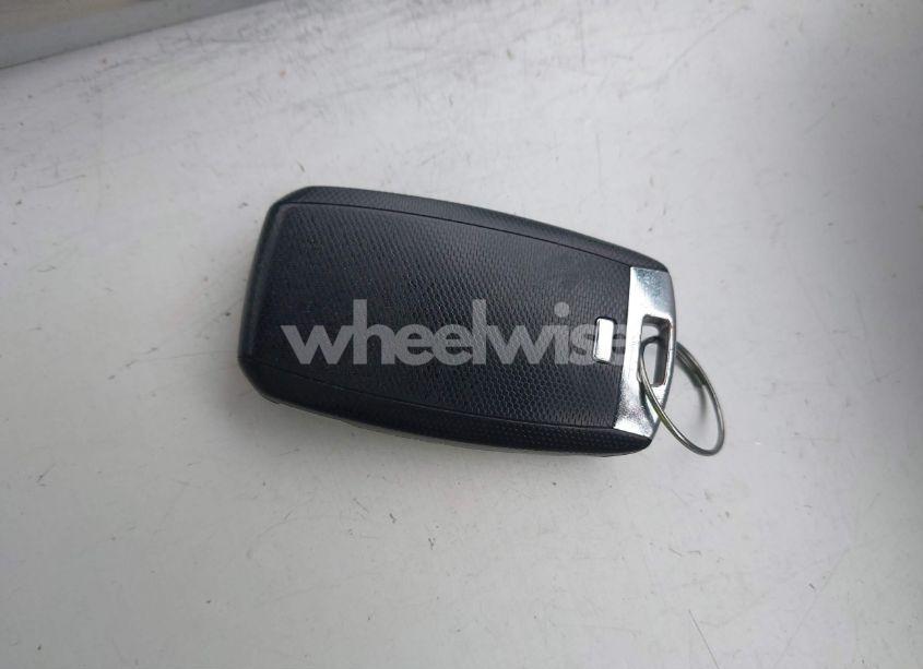 Photo 11 of 2016 Kia Optima EX (VIN 5XXGU4L35GG064186)