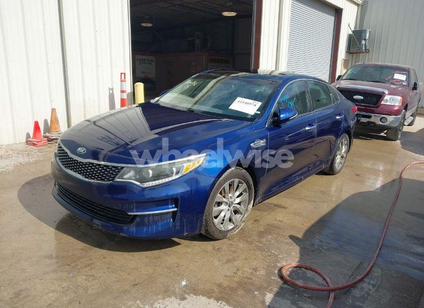Photo 2 of 2016 Kia Optima EX (VIN 5XXGU4L35GG064186)