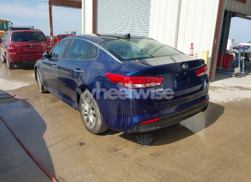 Photo 3 of 2016 Kia Optima EX (VIN 5XXGU4L35GG064186)
