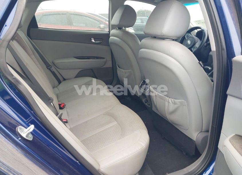 Photo 8 of 2016 Kia Optima EX (VIN 5XXGU4L35GG064186)