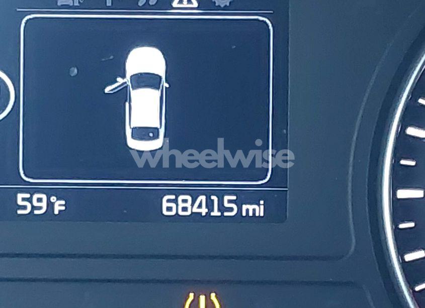 Photo 16 of 2016 Kia Optima EX (VIN 5XXGU4L35GG085863)