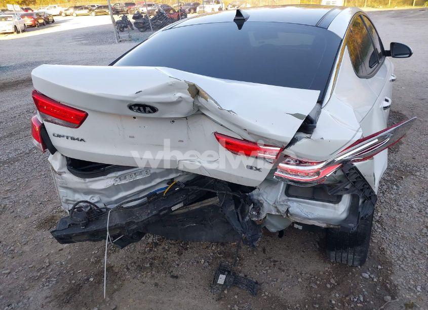 Photo 6 of 2016 Kia Optima EX (VIN 5XXGU4L35GG085863)