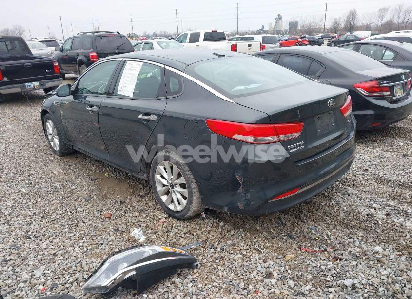 Photo 3 of 2016 Kia Optima EX (VIN 5XXGU4L35GG092537)