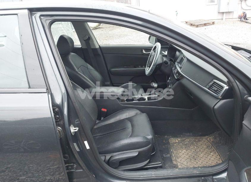 Photo 5 of 2016 Kia Optima EX (VIN 5XXGU4L35GG092537)