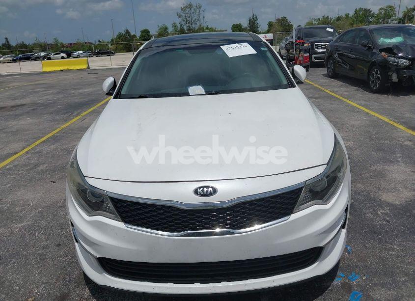 Photo 12 of 2016 Kia Optima EX (VIN 5XXGU4L35GG099911)