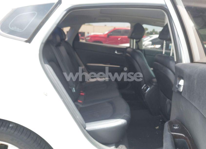 Photo 8 of 2016 Kia Optima EX (VIN 5XXGU4L35GG099911)