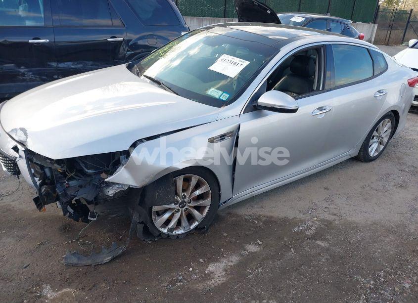 Photo 2 of 2017 Kia Optima EX (VIN 5XXGU4L35HG130429)