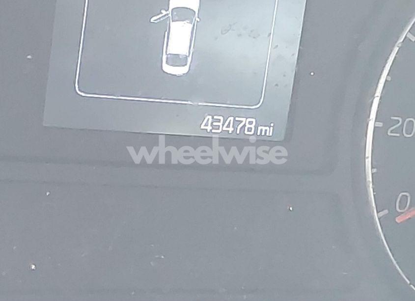 Photo 7 of 2017 Kia Optima EX (VIN 5XXGU4L35HG130429)