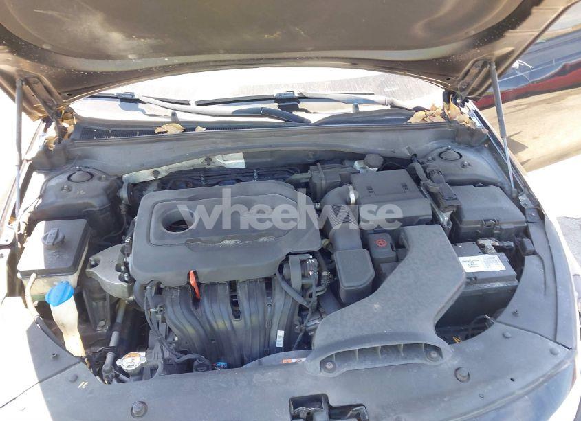 Photo 10 of 2017 Kia Optima EX (VIN 5XXGU4L35HG142807)