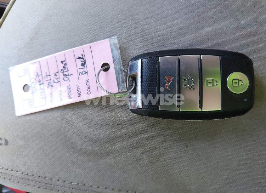 Photo 11 of 2017 Kia Optima EX (VIN 5XXGU4L35HG142807)