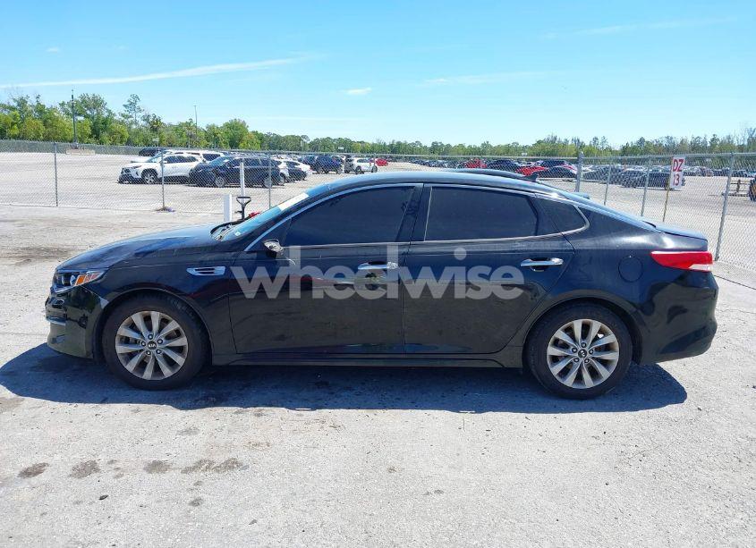 Photo 14 of 2017 Kia Optima EX (VIN 5XXGU4L35HG142807)
