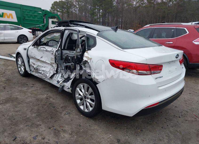 Photo 3 of 2017 Kia Optima EX (VIN 5XXGU4L35HG151426)