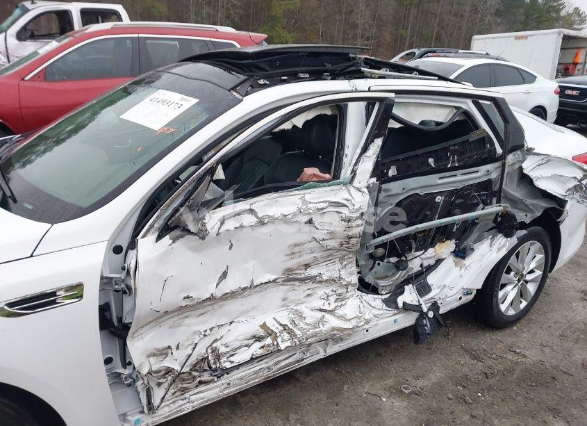 Photo 6 of 2017 Kia Optima EX (VIN 5XXGU4L35HG151426)