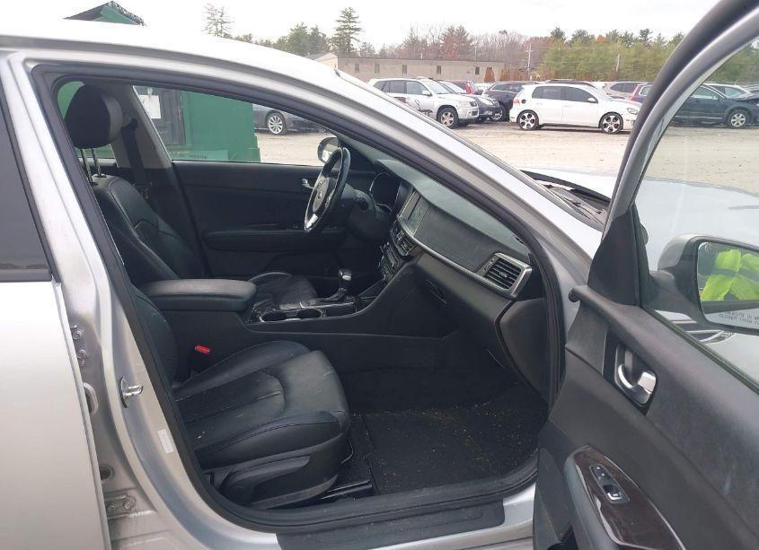 Photo 5 of 2018 Kia Optima EX (VIN 5XXGU4L35JG231587)