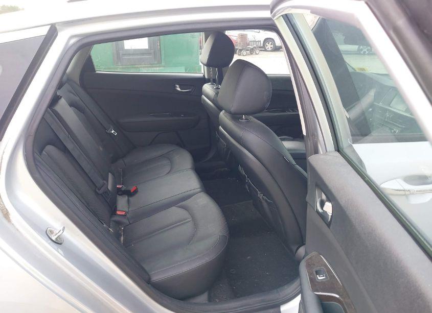 Photo 8 of 2018 Kia Optima EX (VIN 5XXGU4L35JG231587)