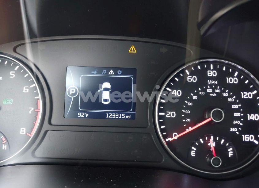 Photo 16 of 2018 Kia Optima EX (VIN 5XXGU4L35JG238233)