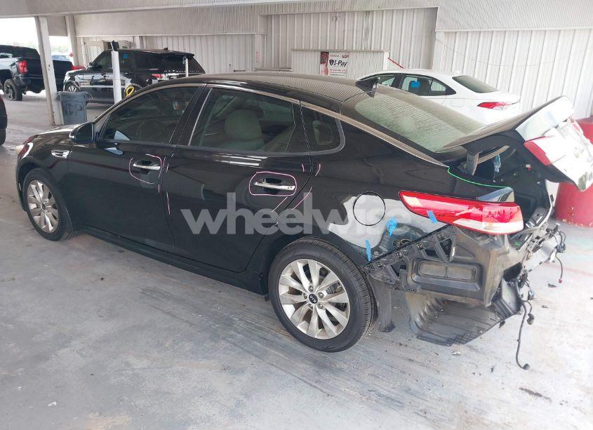 Photo 3 of 2018 Kia Optima EX (VIN 5XXGU4L35JG238233)