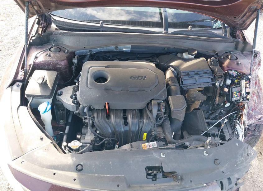 Photo 10 of 2016 Kia Optima EX (VIN 5XXGU4L36GG004207)