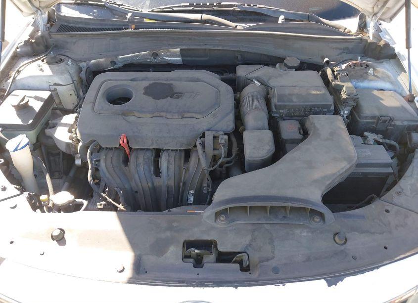 Photo 10 of 2016 Kia Optima EX (VIN 5XXGU4L36GG032444)